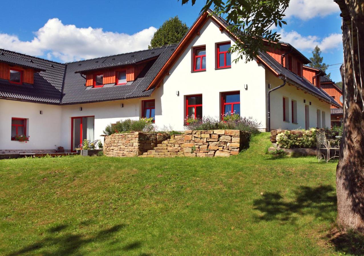 Pensjonat Atelier 673 Dolní Bečva Zewnętrze zdjęcie
