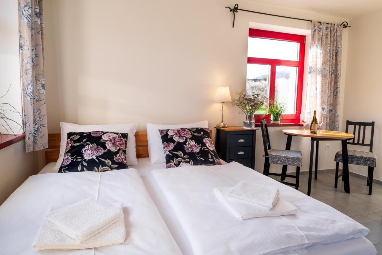 Pensjonat Atelier 673 Dolní Bečva Zewnętrze zdjęcie